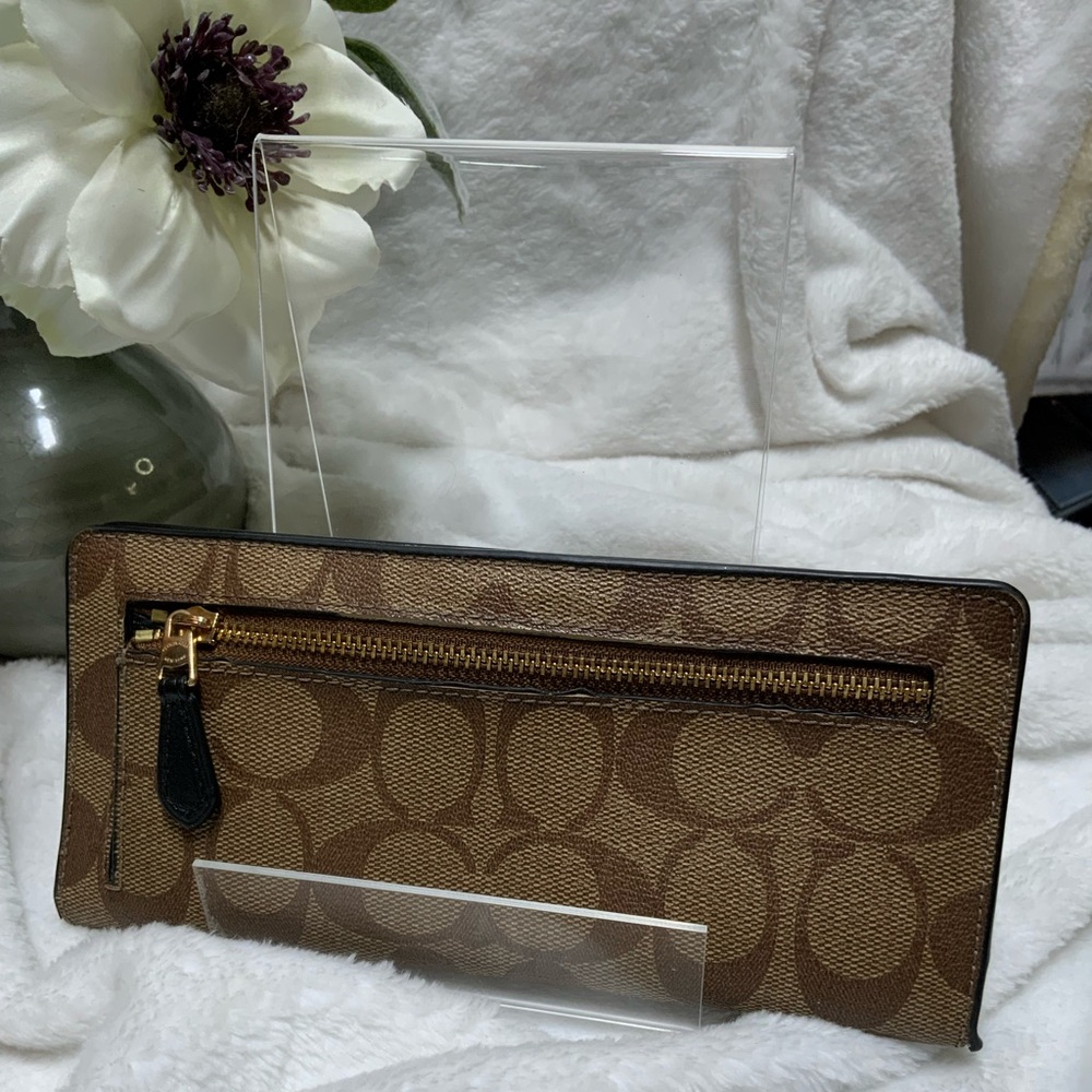 Coach Tan Signature Wallet - Picture 2 of 4